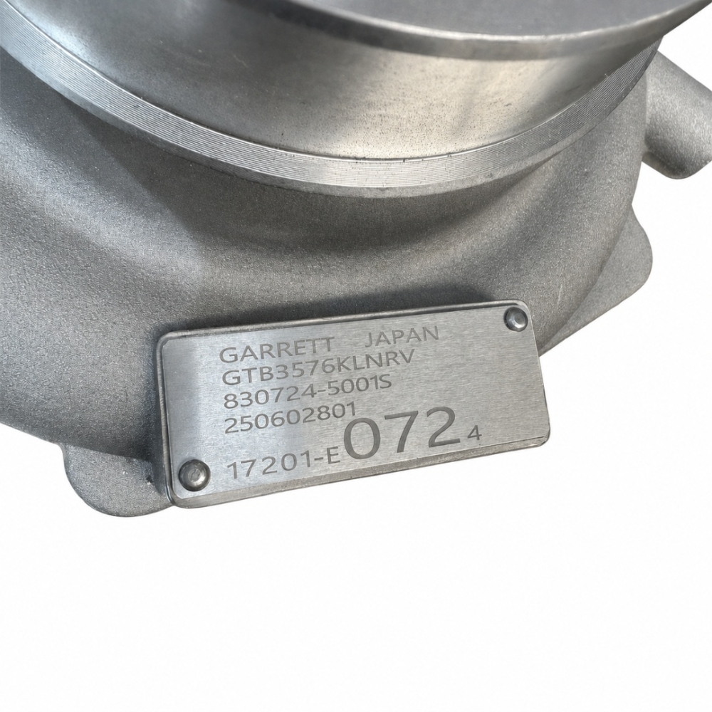 ��������������� Hino 17201-E0652